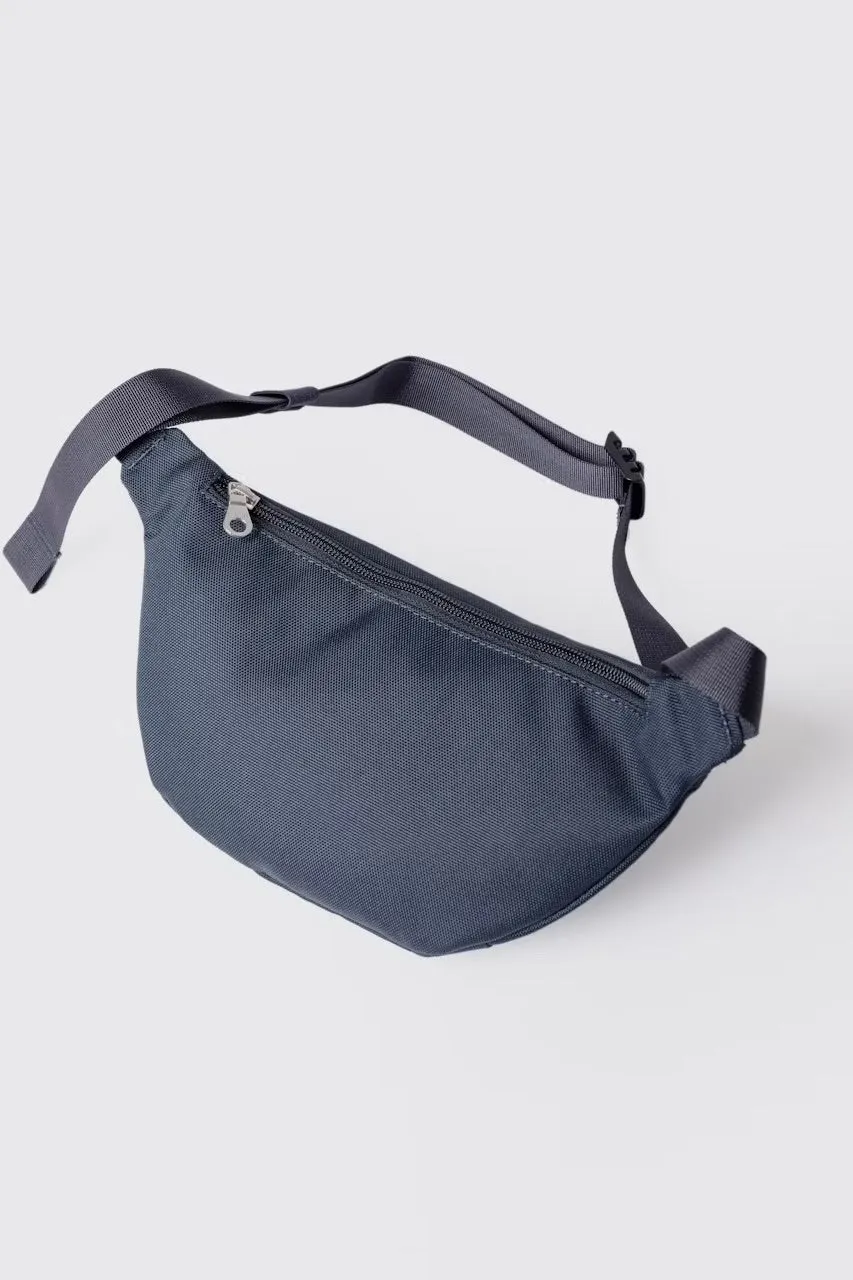 GROUND Crossbody Bag