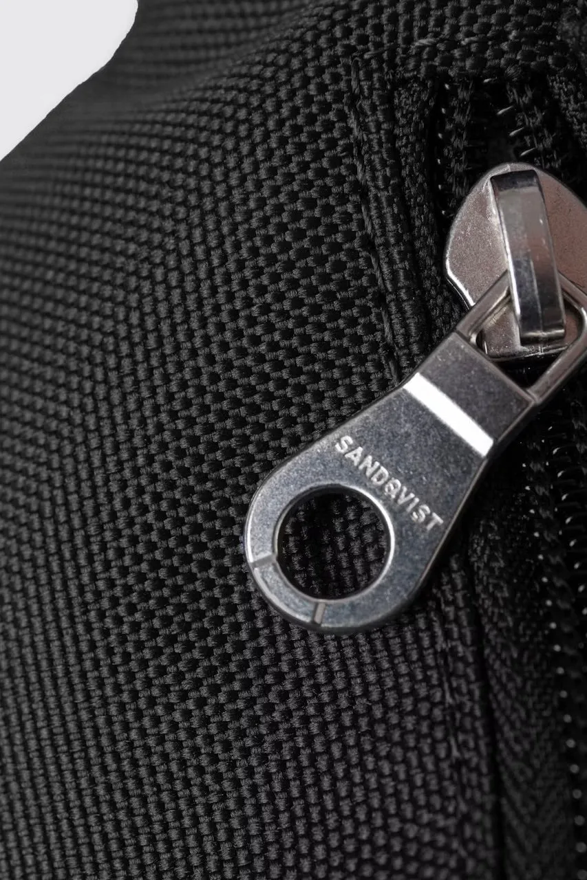 GROUND Crossbody Bag